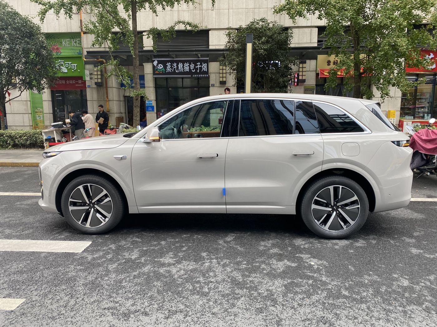j9久游会ONE口碑_j9久游会汽车